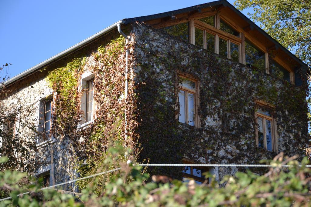 Les Ondines Otel Gembrie Dış mekan fotoğraf
