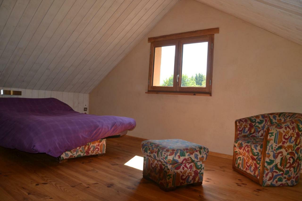 Les Ondines Otel Gembrie Dış mekan fotoğraf